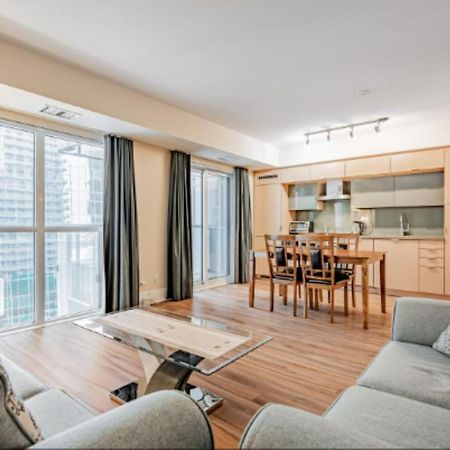 Executive 2 Beds Near Cn Tower, Rogers Centre, Scotia Area, Business District, Entertainment District, Lakeshore โตรอนโต ภายนอก รูปภาพ