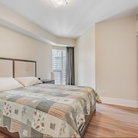Executive 2 Beds Near Cn Tower, Rogers Centre, Scotia Area, Business District, Entertainment District, Lakeshore โตรอนโต ภายนอก รูปภาพ