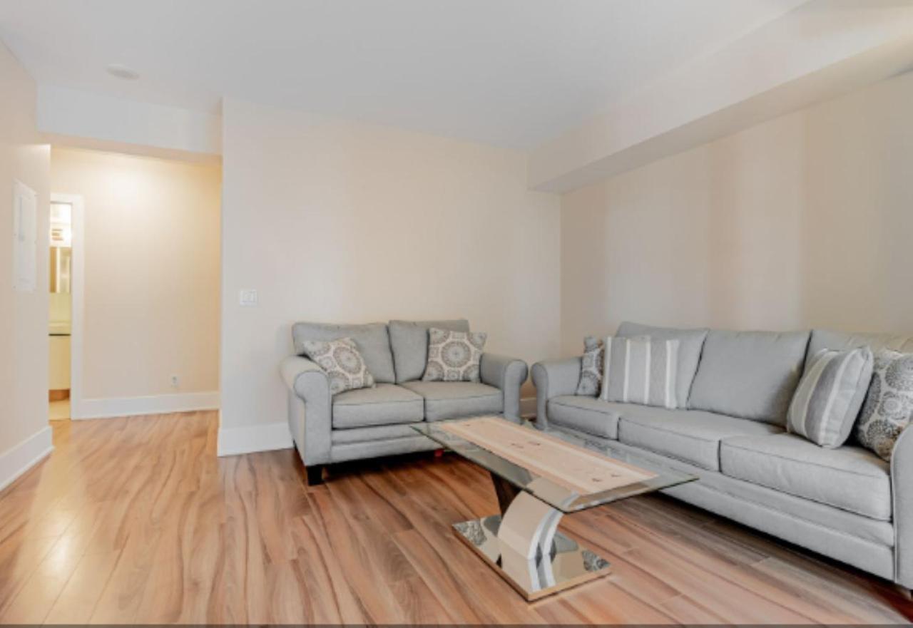 Executive 2 Beds Near Cn Tower, Rogers Centre, Scotia Area, Business District, Entertainment District, Lakeshore โตรอนโต ภายนอก รูปภาพ